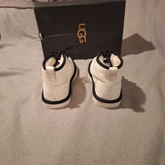 UGG M Neumel Boots-Men 7 Leather Chukka White Black Wool Lined 1133777 -EUC - Picture 6 of 10